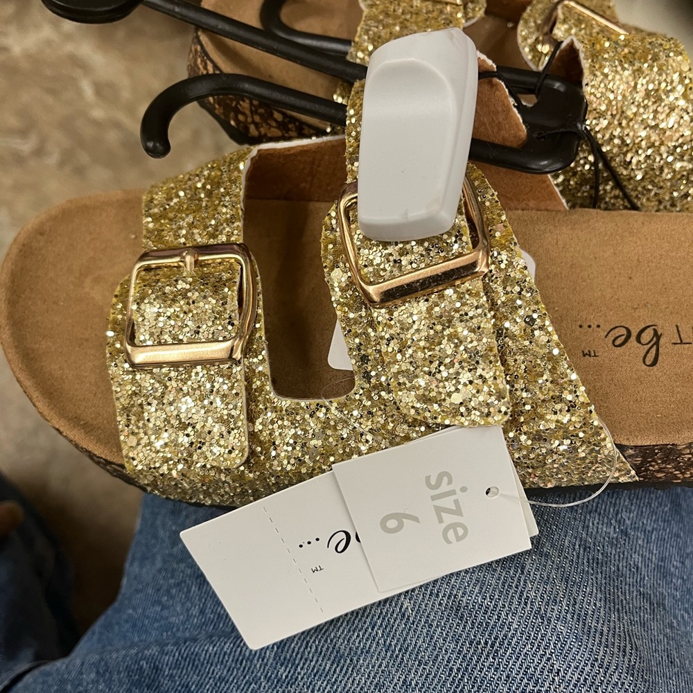 JustB bling slides size 6 gold and Tan - Picture 4 of 7
